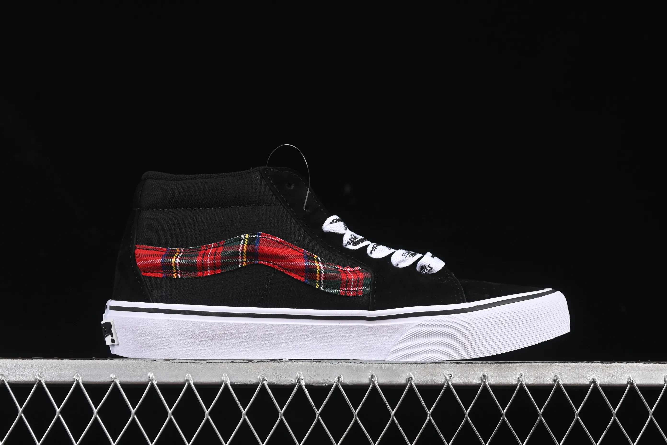 All categories Vans Vans series Vans Mid Vans China Vans Sk8-Mid Vans Anaheim series Scottish plaid casual low-top canvas shoes VN0A4UWIVNE